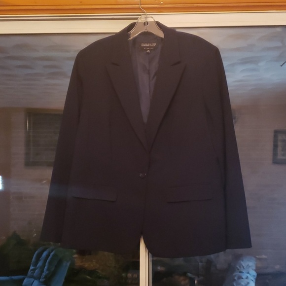 Jones New York Jackets & Blazers - Navy Blue Blazer